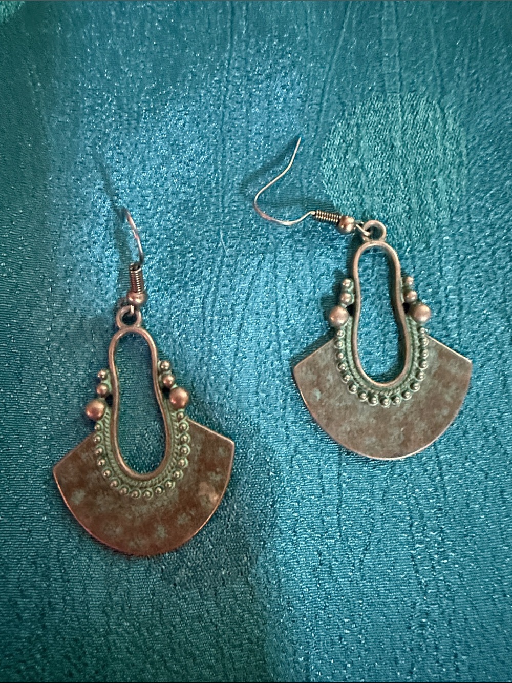 Boho Fan-Shaped Dangle Earrings in Antique Copper